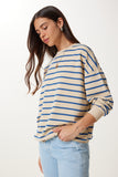 Krem Mavi Çizgili Oversize Örme Sweatshirt ZV00339