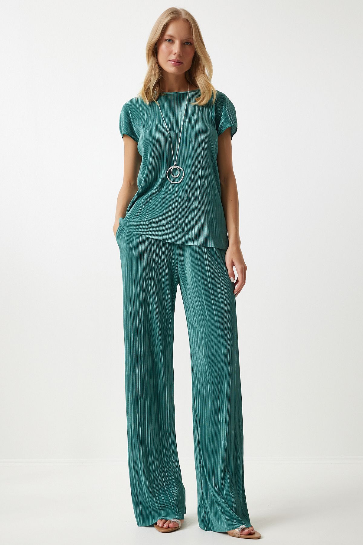 Canlı Yeşil Piliseli Rahat Bluz Pantolon Takım MC00283