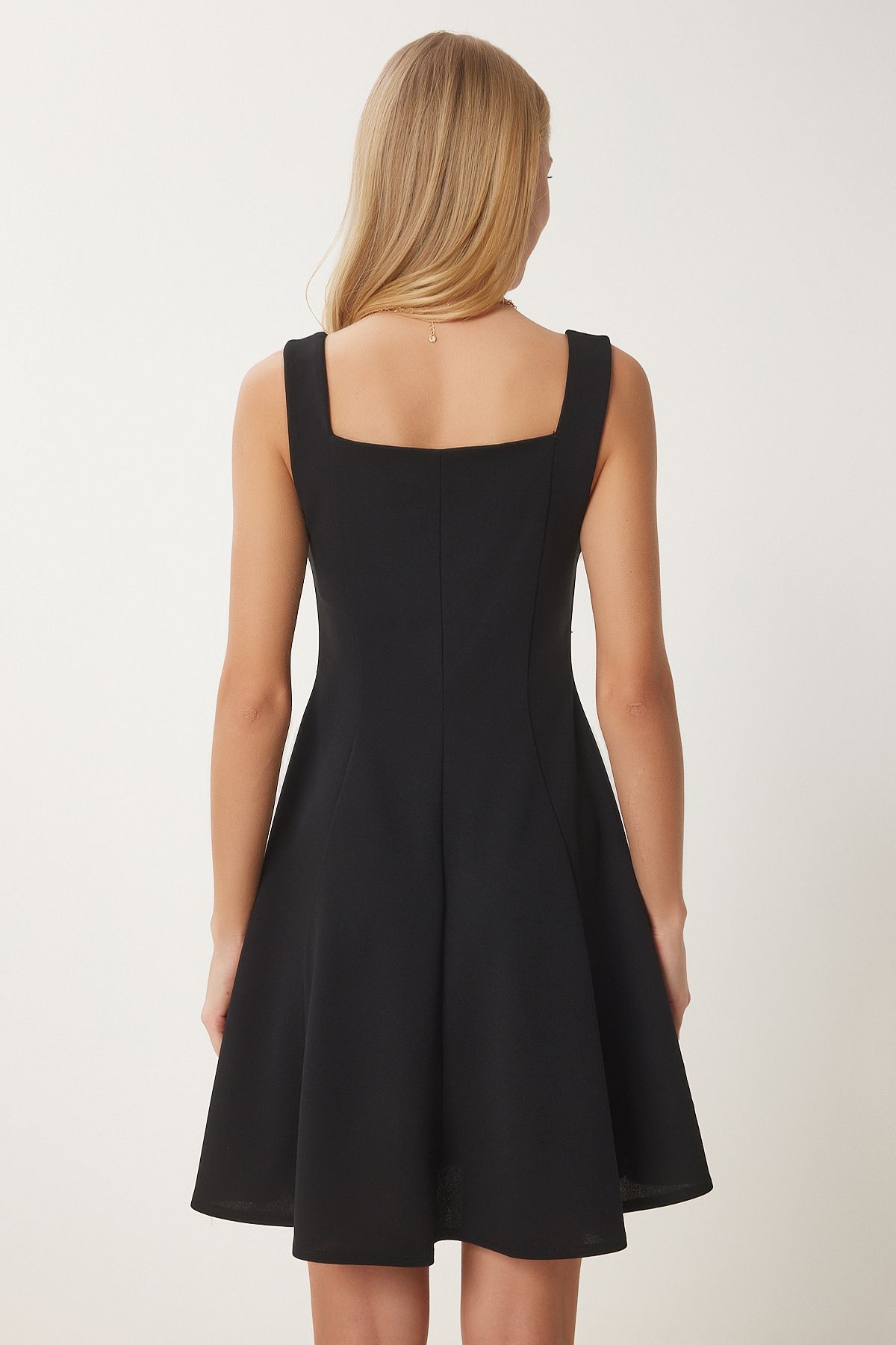 Siyah Volanlı Mini Örme Elbise UB00364