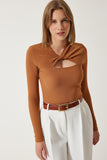 Taba Cut Out Detaylı Fitilli Örme Bluz SF00005