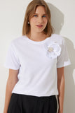 Beyaz İncili Çiçek Detaylı Örme T-Shirt NJ00146