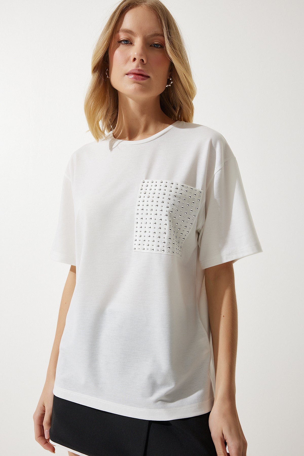 Beyaz Taş Detaylı Oversize T-Shirt PB00026