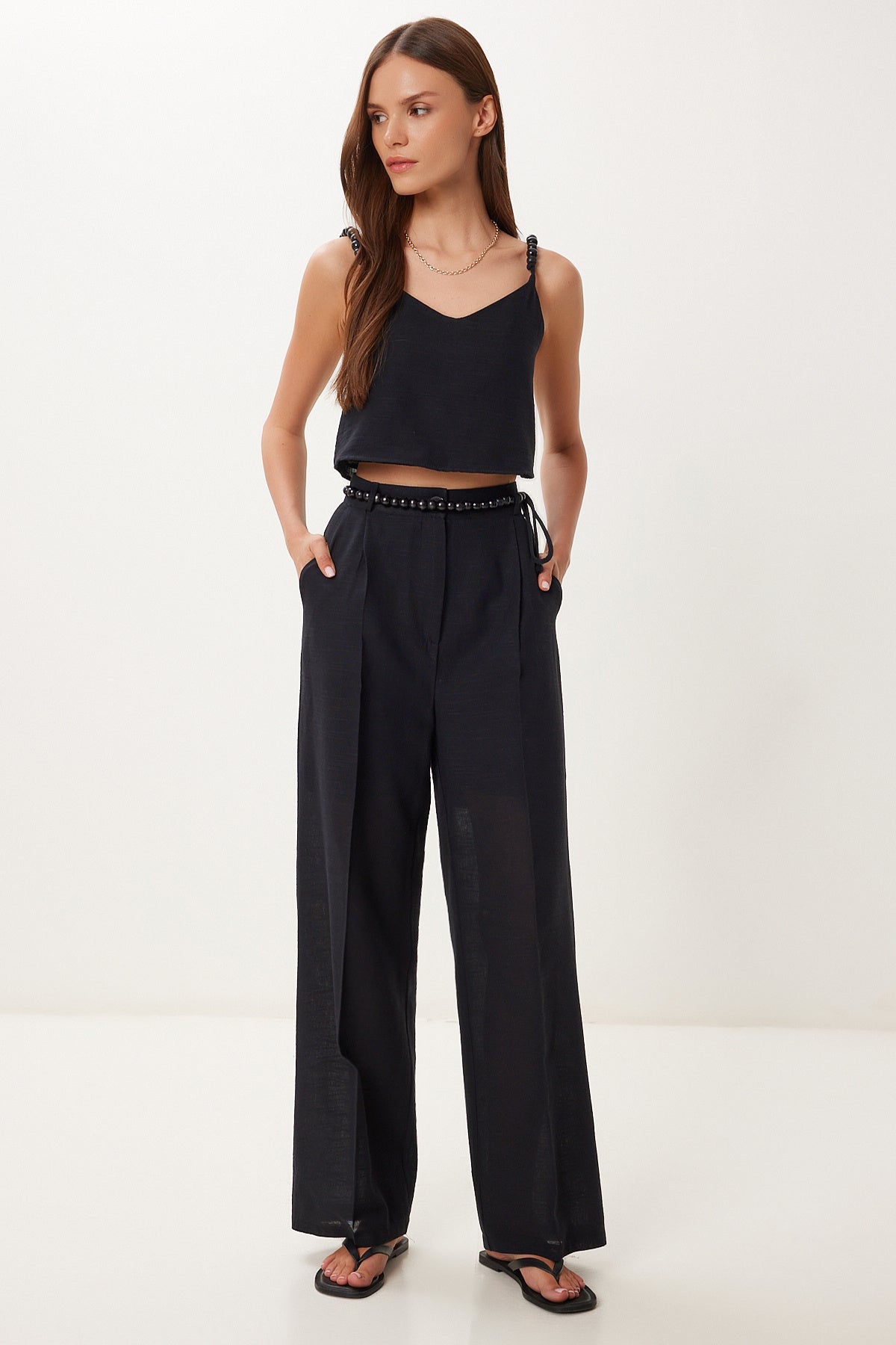 Siyah Boncuk Detaylı Keten Bluz Pantolon Takım BV00170
