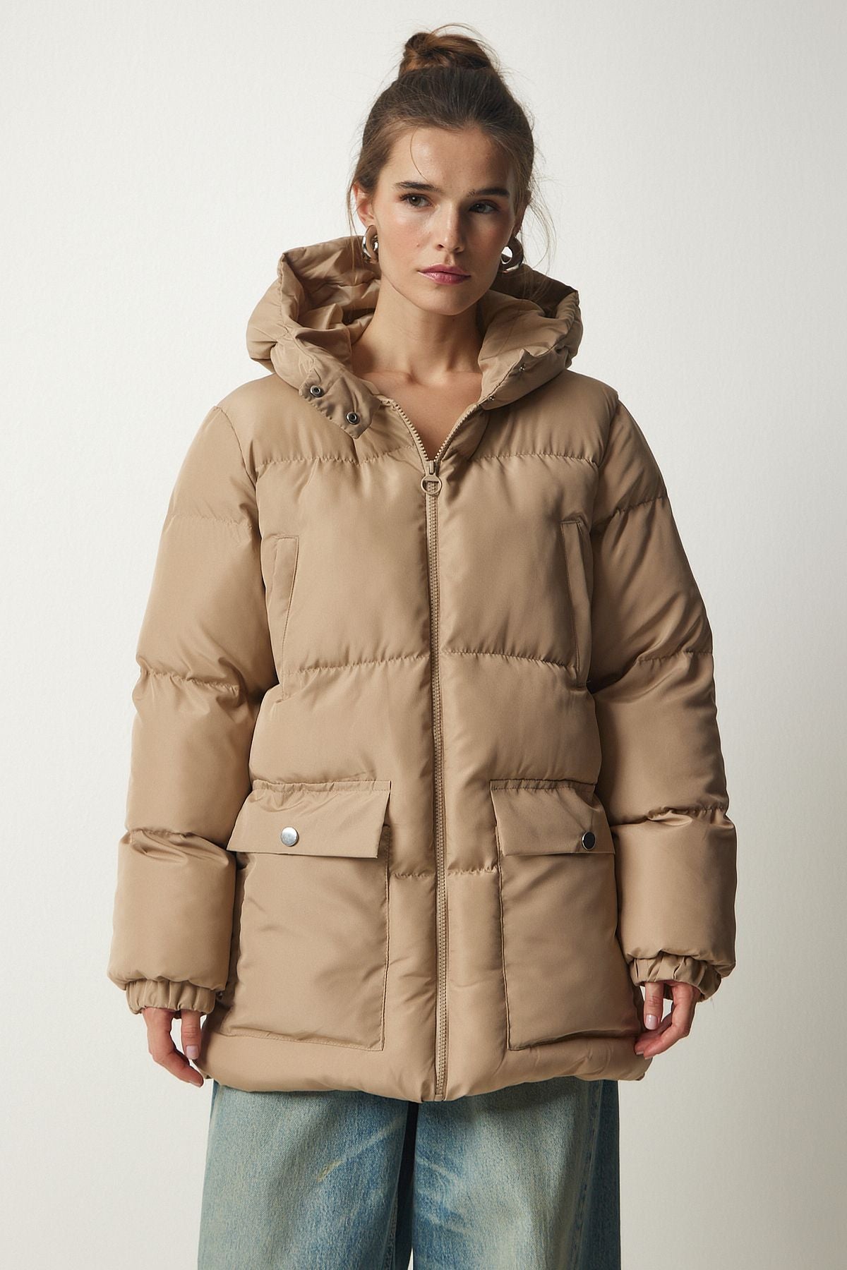 Bej Kapüşonlu Şişme Mont HK00023