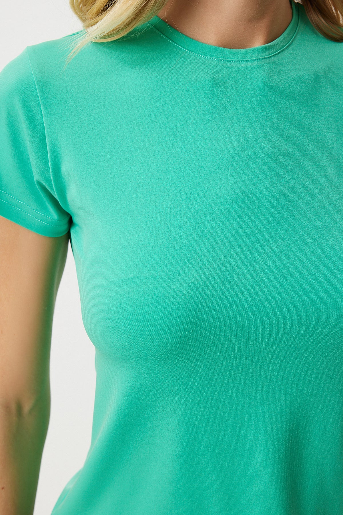 Açık Yeşil Bisiklet Yaka Basic Sandy T-Shirt EN00611