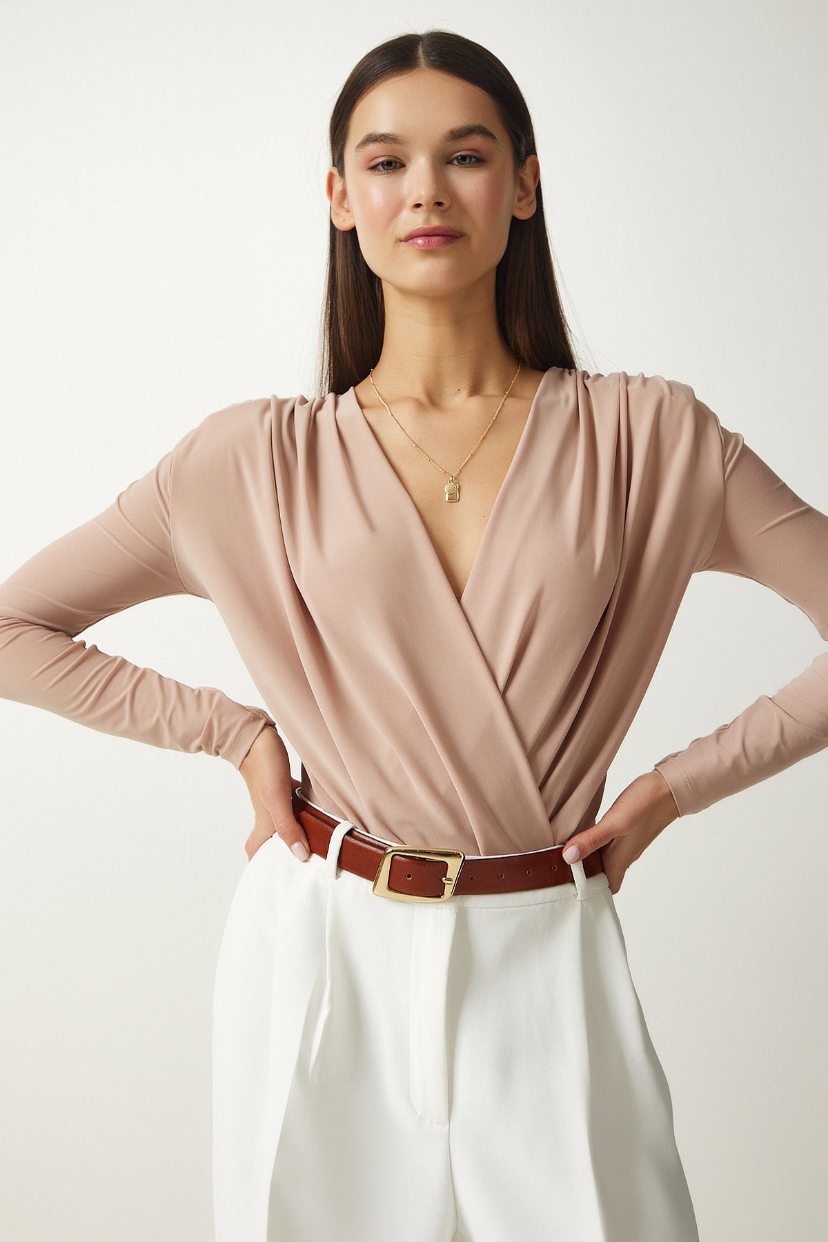Bej Anvelop Yaka Çıtçıtlı Örme Bluz FF00147