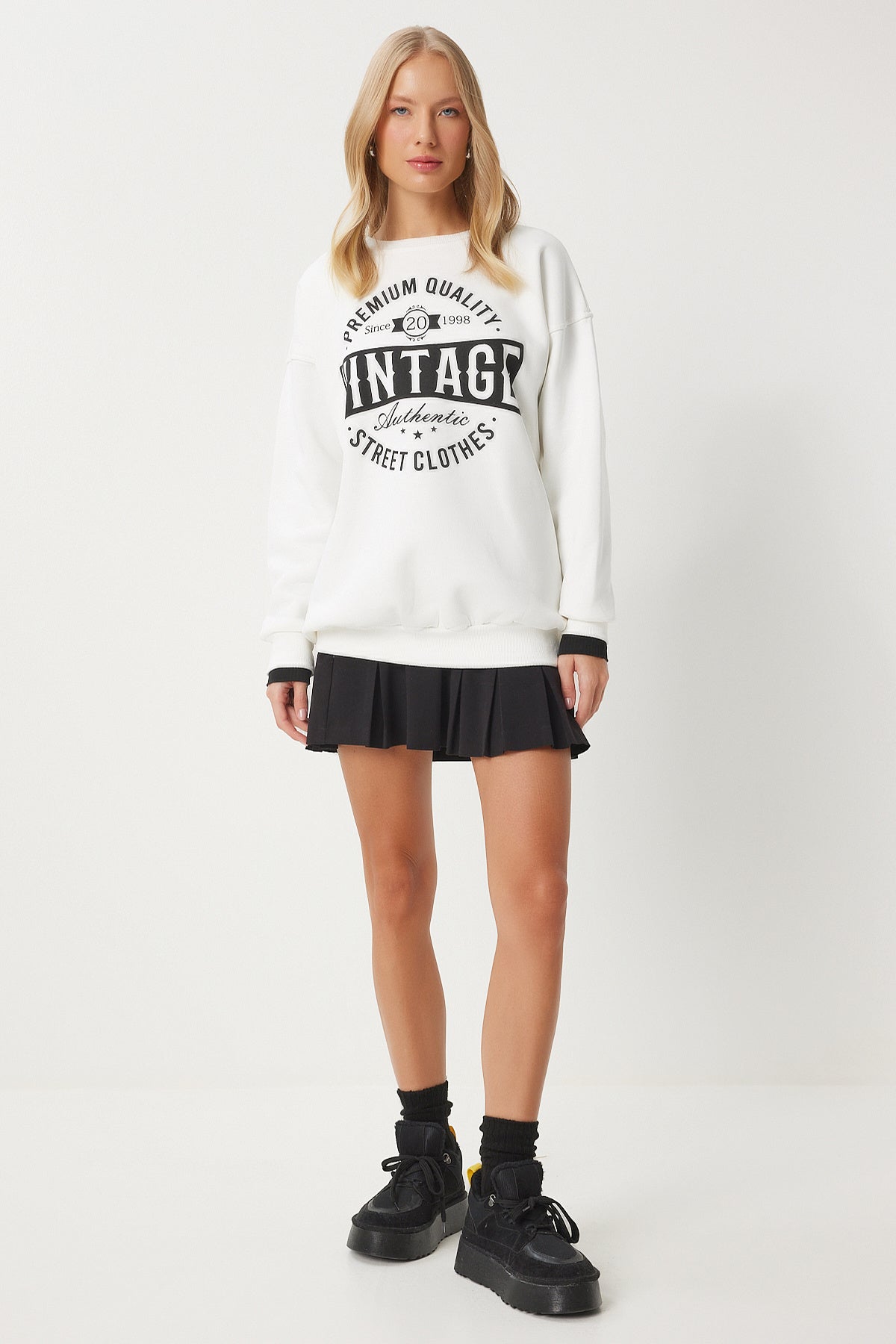 Ekru Baskılı Oversize Şardonlu Örme Sweatshirt KB00038
