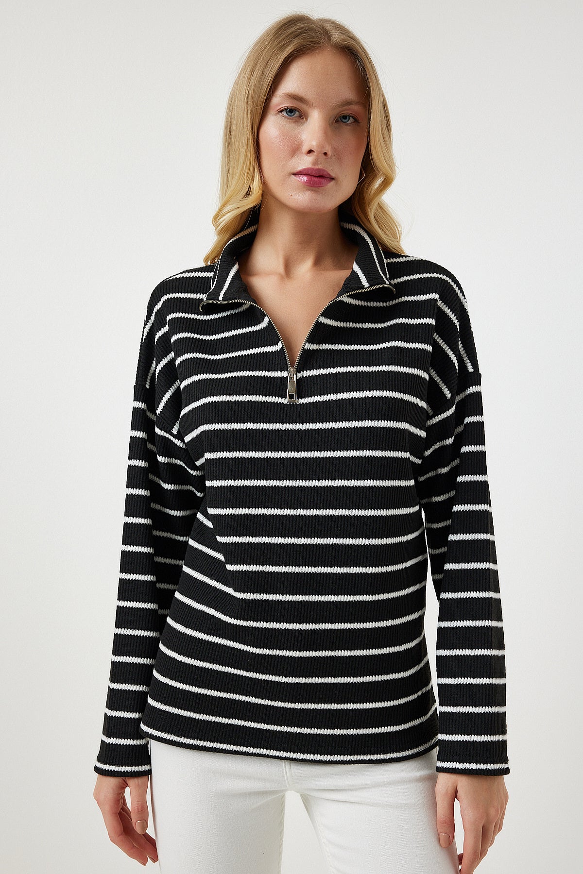 Siyah Çizgili Oversize Mevsimlik Triko Bluz UB00258