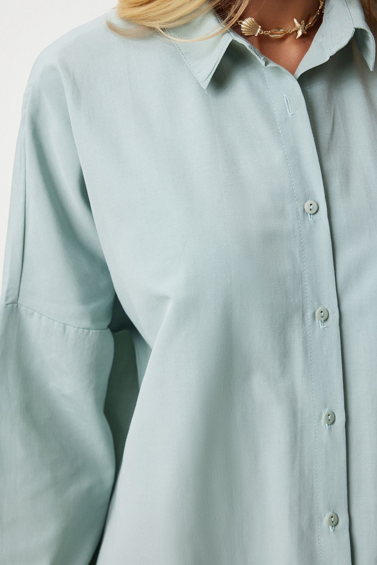 Çağla Yeşili Oversize Uzun Basic Gömlek MX00167