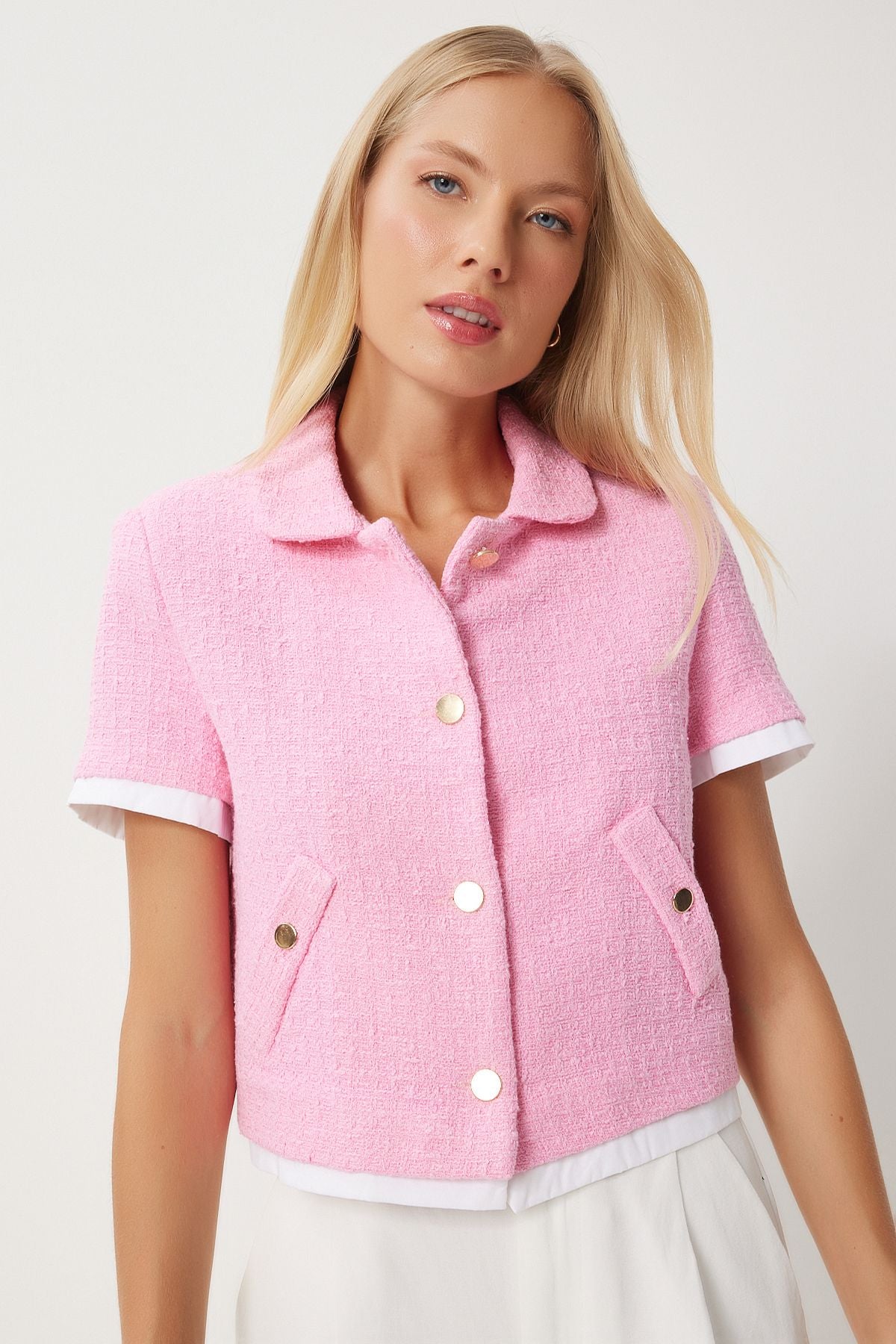 Pembe Garni Detaylı Crop Tüvit Ceket WF00088