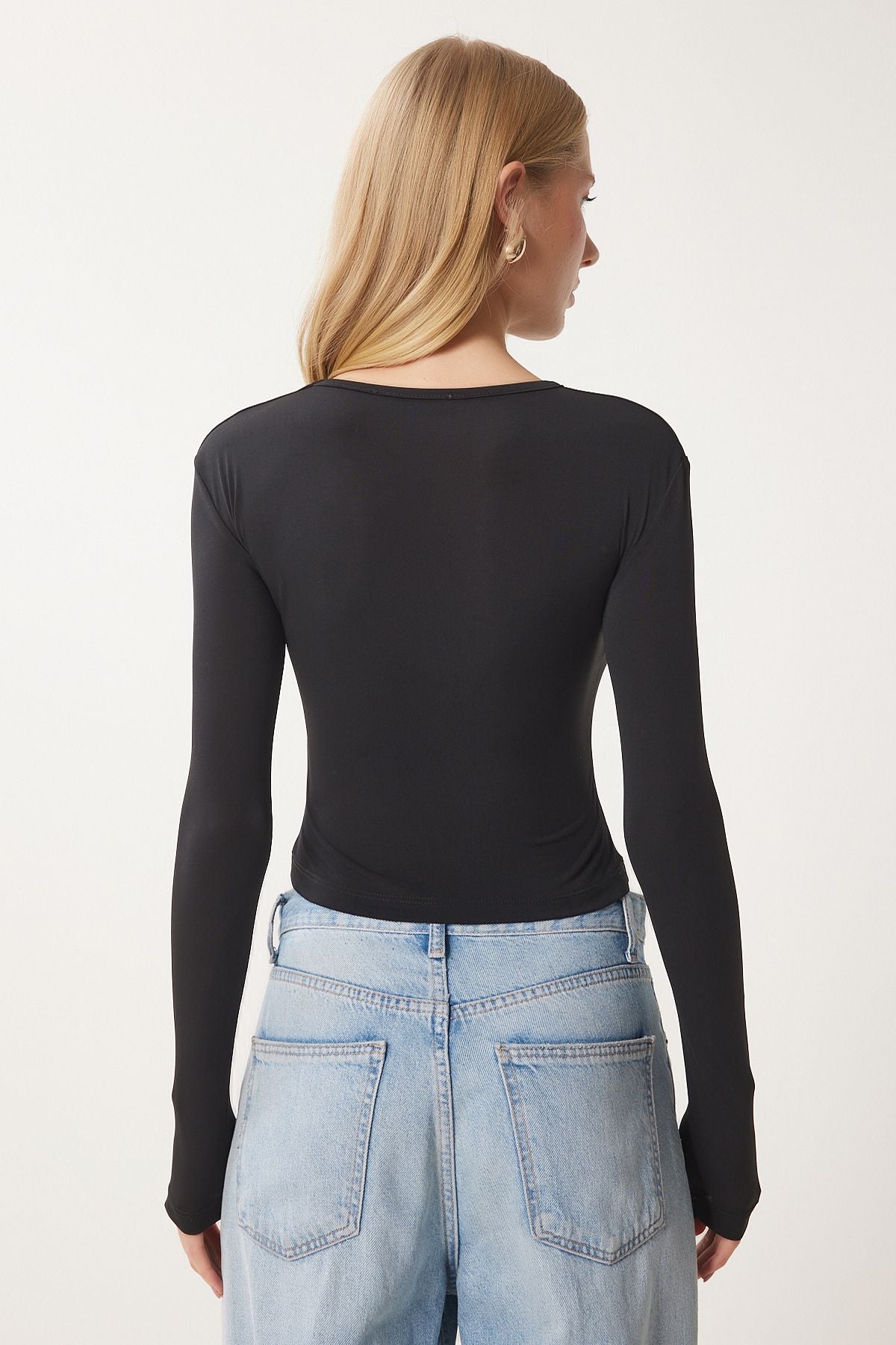 Siyah Bisiklet Yaka Crop Örme Bluz EN00631