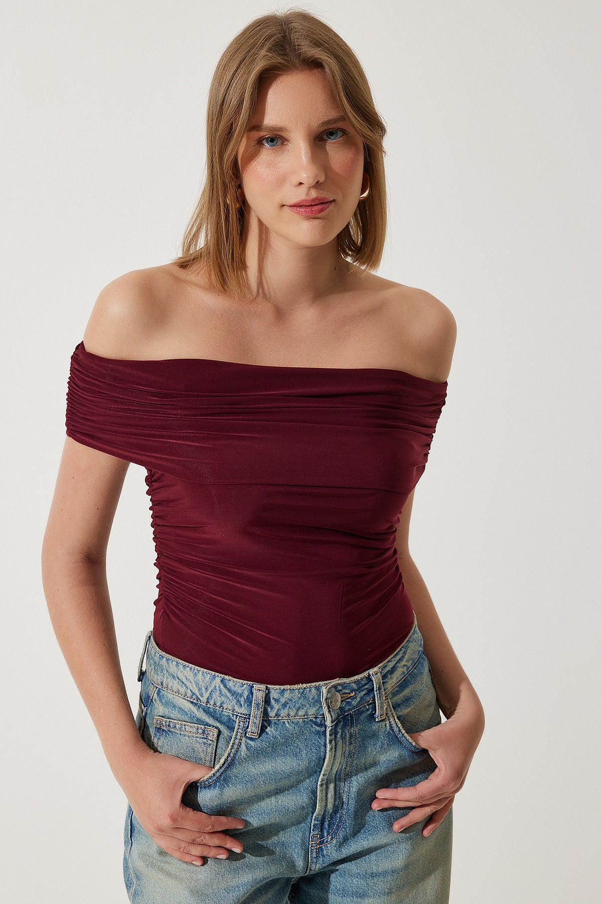 Bordo Büzgülü Açık Omuzlu Sandy Bluz TO00132