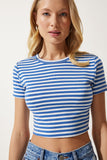 Mavi Çizgili Crop Örme T-Shirt NJ00139