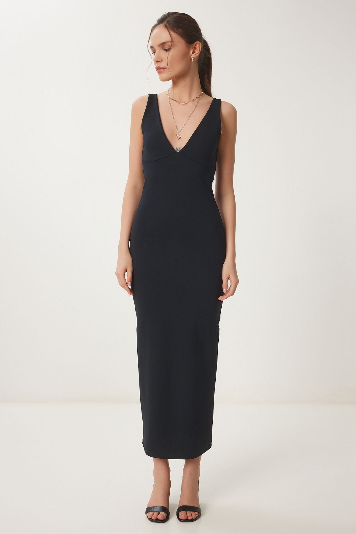 Siyah V Yaka Midi Örme Elbise UB00378
