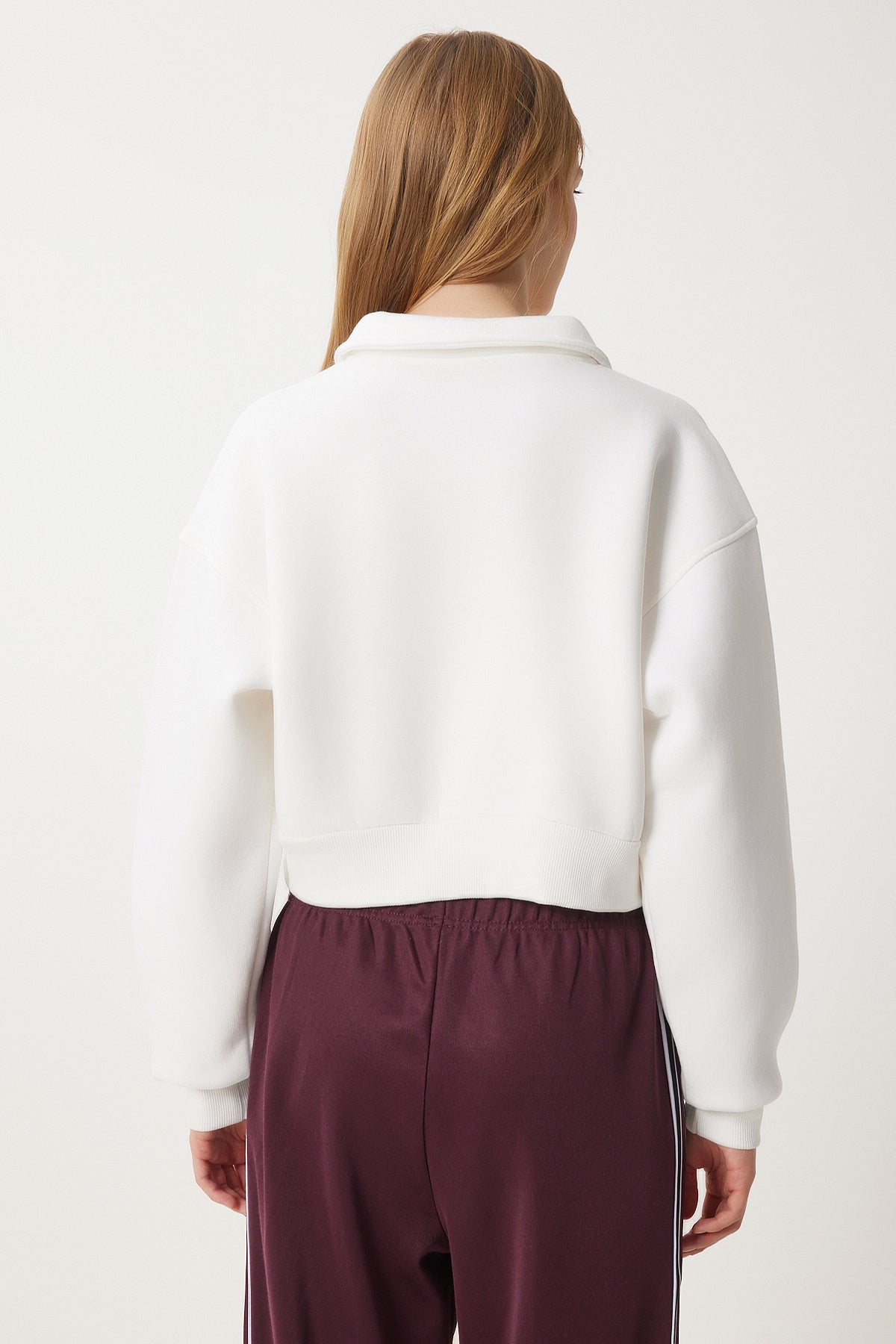 Ekru Polo Yaka Şardonlu Crop Örme Sweatshirt HW00014