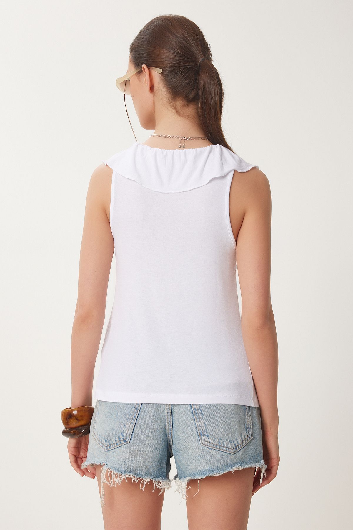 Beyaz Fırfırlı Transparan Örme Bluz UB00380
