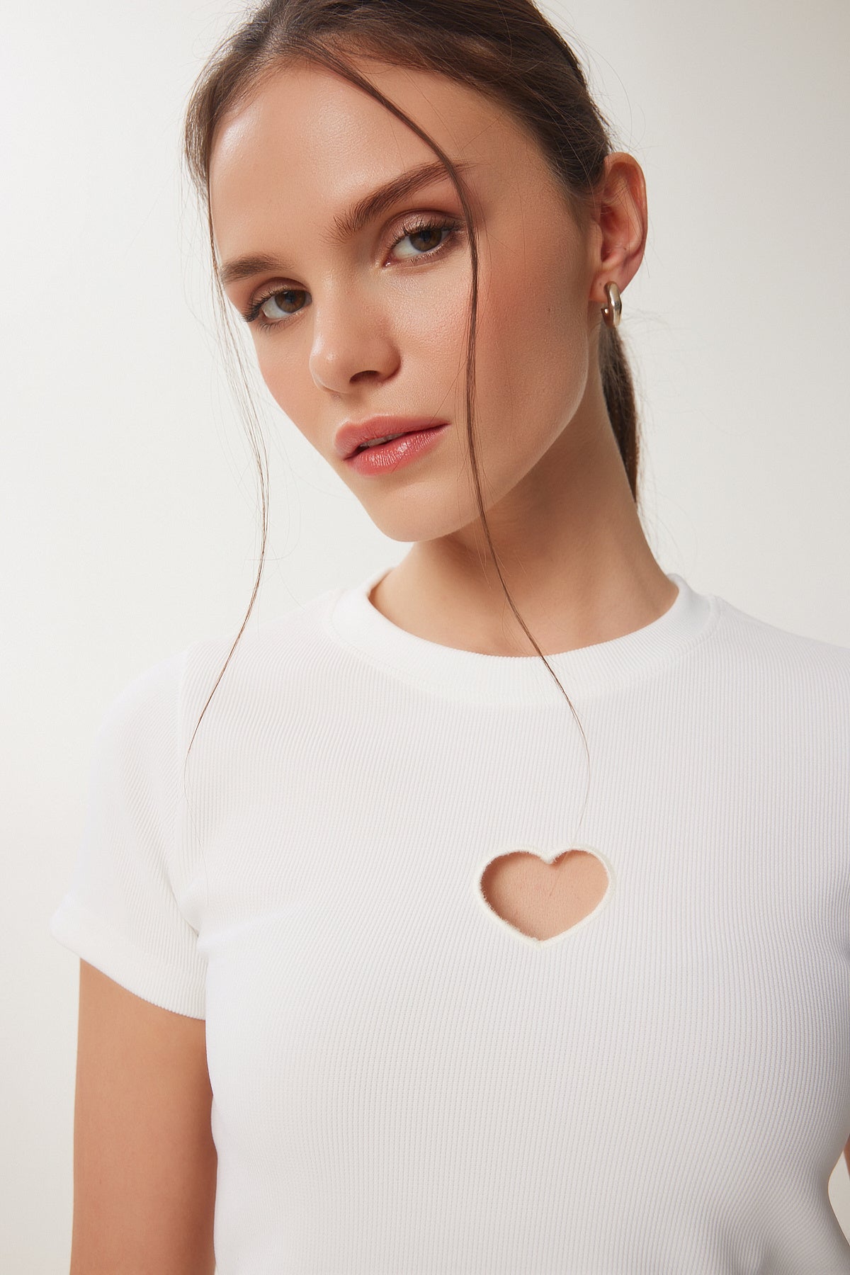 Kemik Kalp Nakışlı Fitilli Örme T-Shirt ZV00289
