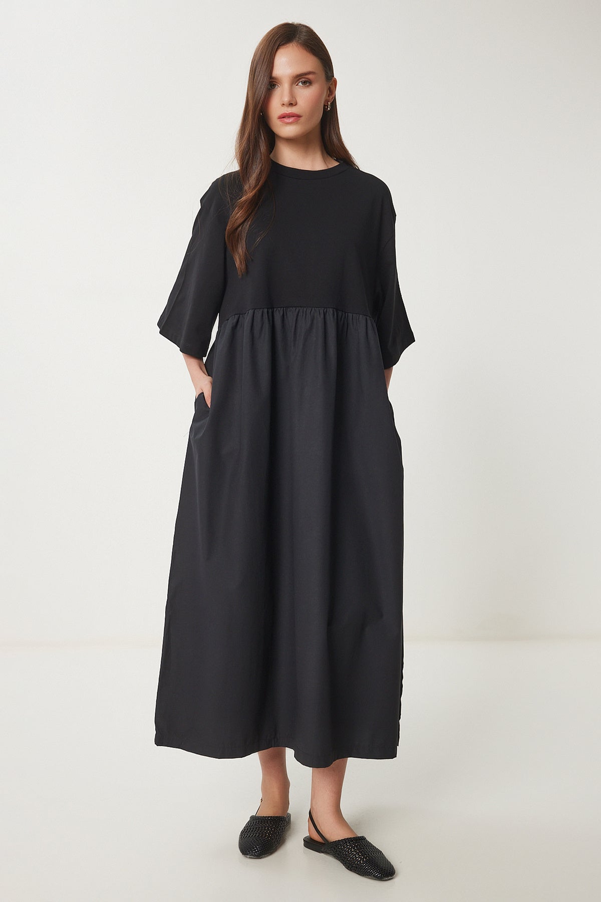 Siyah Esnek Örme Üstlü Poplin Etekli Oversize Elbise FZ00002
