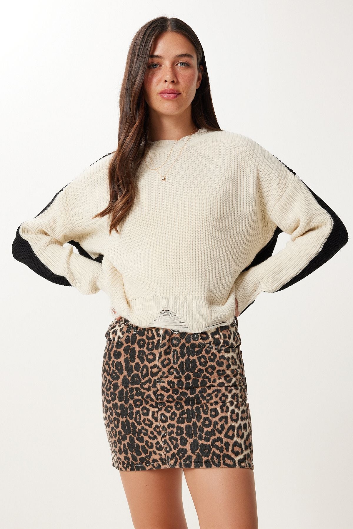 Siyah Bej Leopar Desenli Mini Gabardin Etek GP00024