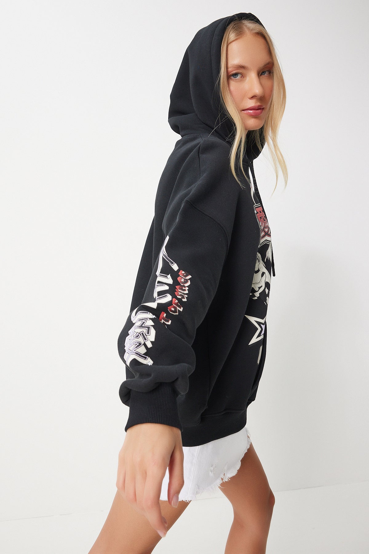 Siyah Baskılı Kapüşonlu Şardonlu Örme Sweatshirt VN00013