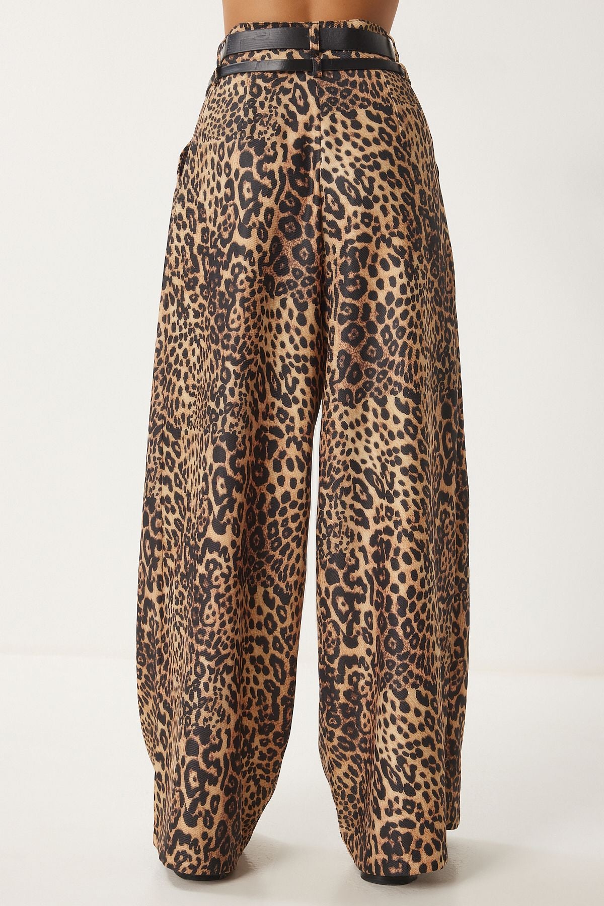 Bej Siyah Leopar Desenli Çift Kemerli Culatte Dokuma Pantolon FN03412