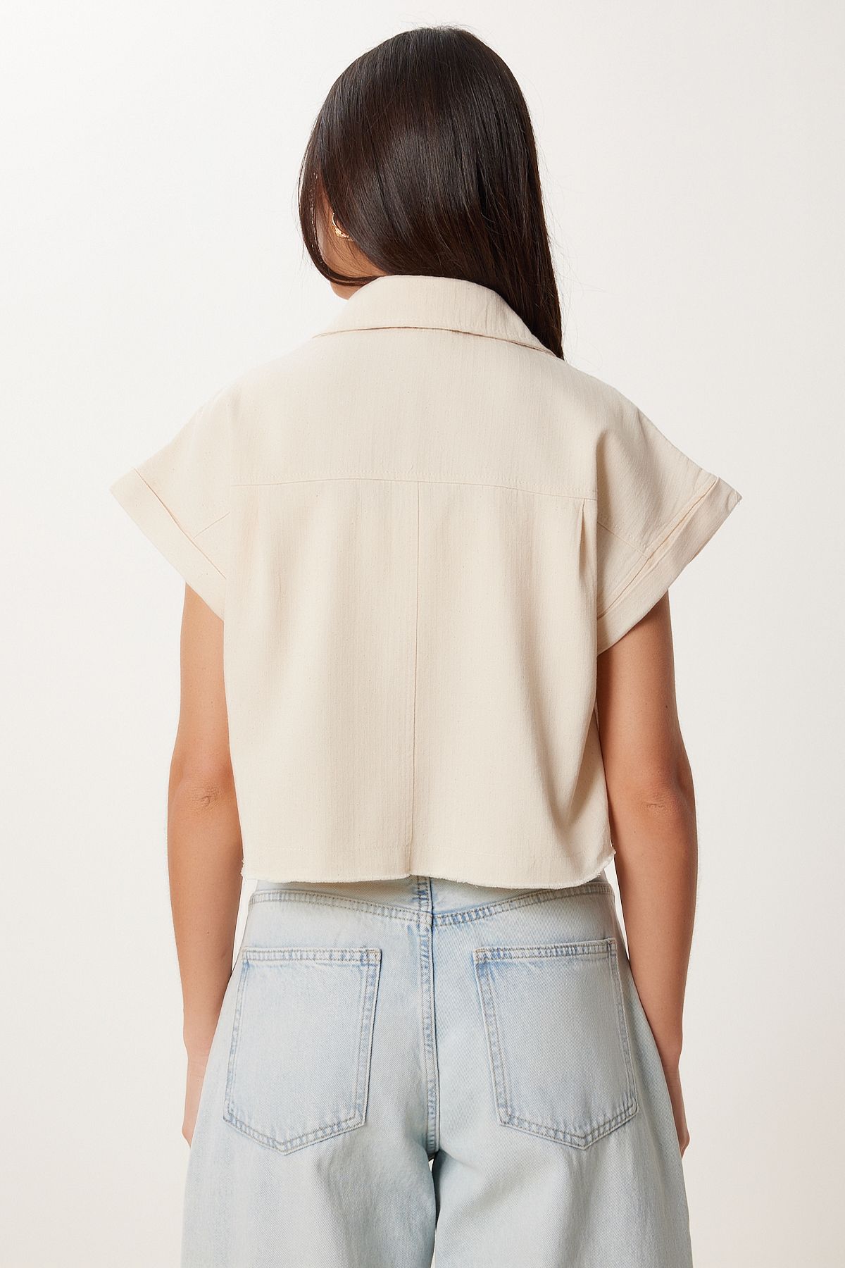 Krem Cepli Keten Crop Gömlek ZH00056