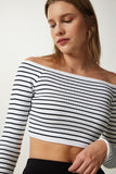 Beyaz Kare Yaka Çizgili Crop Bluz PF00019