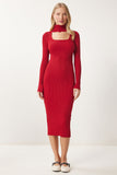 Kırmızı Cut Out Detaylı Dik Yaka Fitilli Triko Elbise FN03388