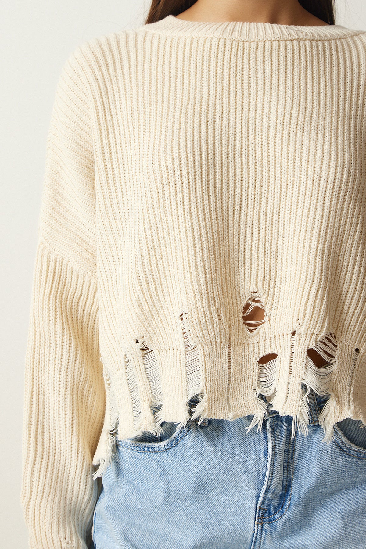 Krem Yırtık Detaylı Oversize Triko Kazak ki00098