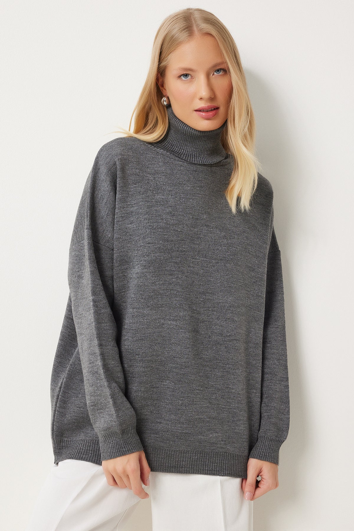Gri Balıkçı Yaka Oversize Triko Kazak BV00084
