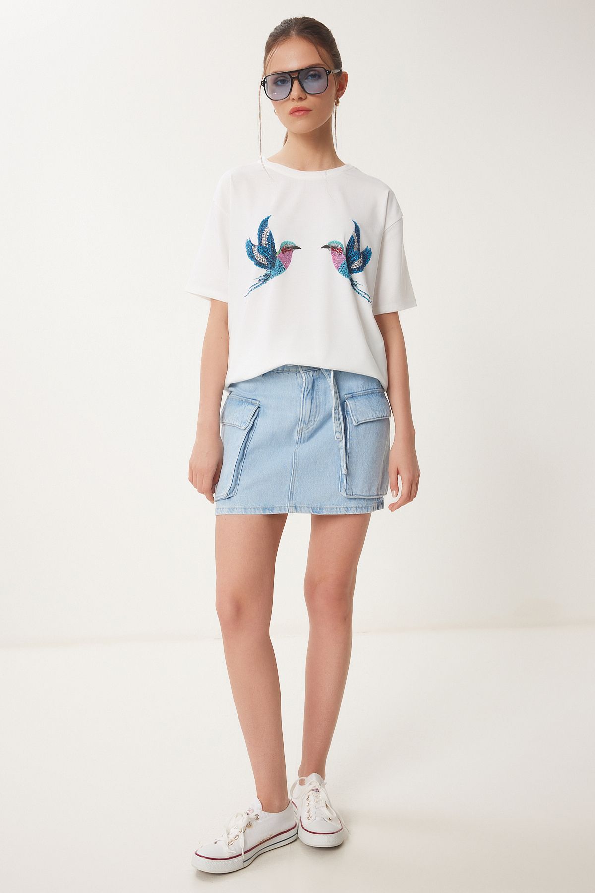 Ekru Baskılı Taş Detaylı Örme T-Shirt ZV00288