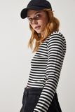 Siyah Bisiklet Yaka Çizgili Crop Örme Bluz CR00424