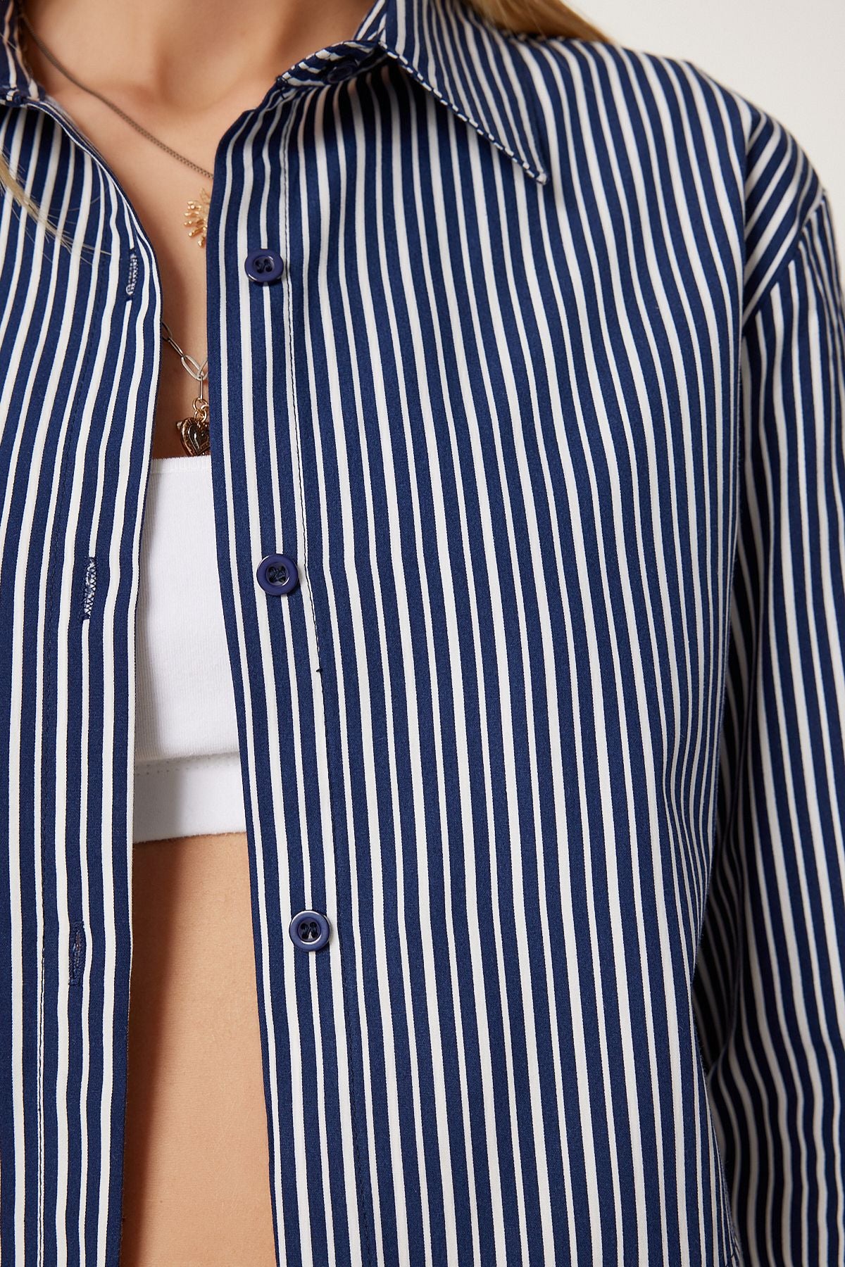 Lacivert Çizgili Poplin Crop Gömlek CR00499