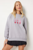 Gri Kalp Nakışlı Şardonlu Sweatshirt OW00004