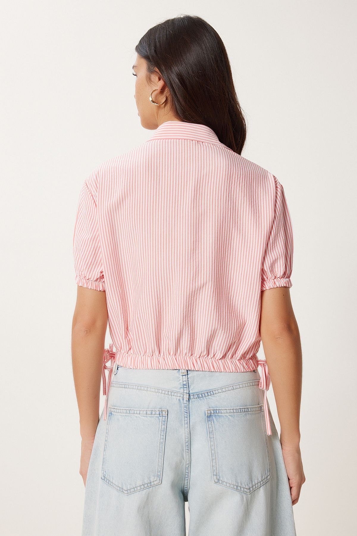 Pembe Beyaz Çiçek İşlemeli Çizgili Crop Dokuma Gömlek TP00095