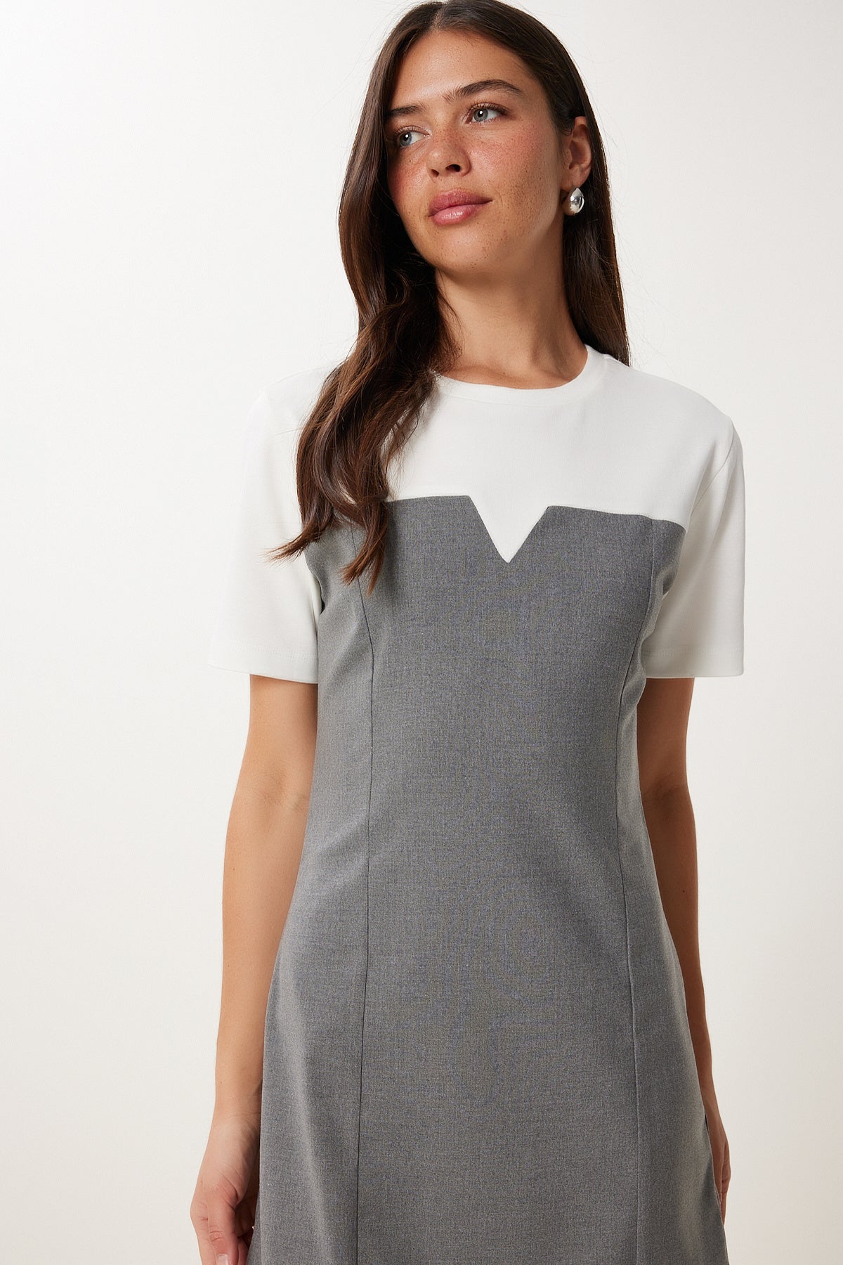 Antrasit T-Shirt Detaylı Kontrast Renkli Mini Dokuma Elbise MX00214
