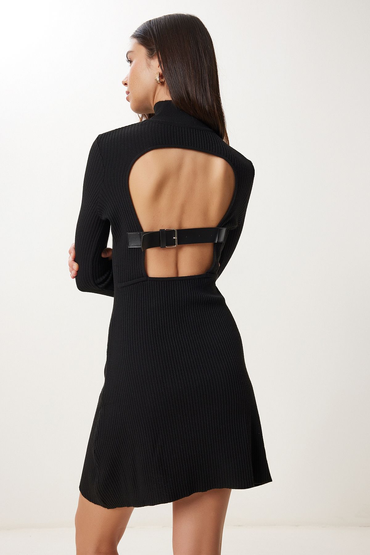 Siyah Sırtı Kemerli Mini Triko Elbise YY00255