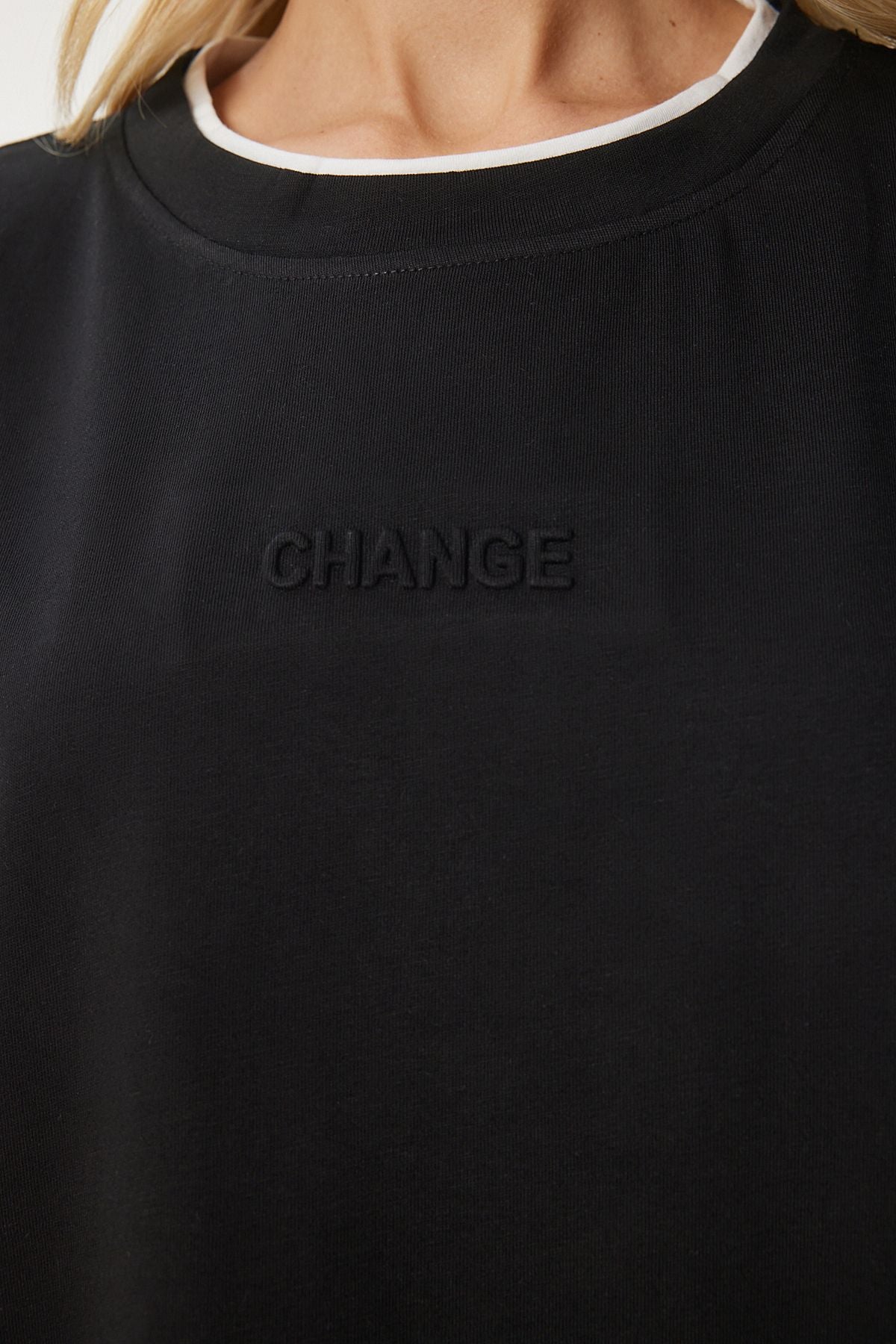 Siyah Kontrast Renkli Pamuklu Örme T-Shirt CR00459