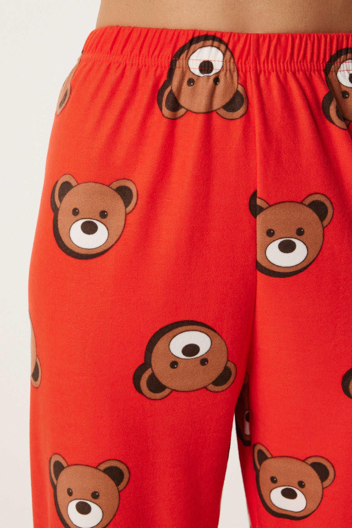Kırmızı Desenli Kadifemsi Dokulu Örme Pijama Takımı FP00008