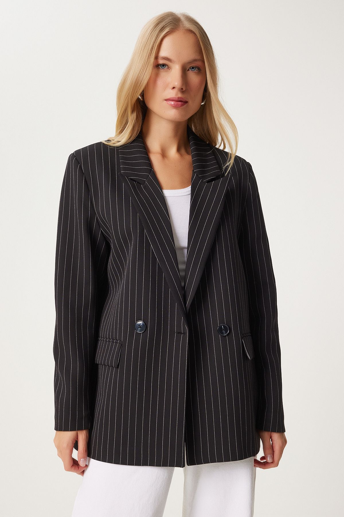 Siyah İnce Çizgili Oversize Kruvaze Ceket TO00152