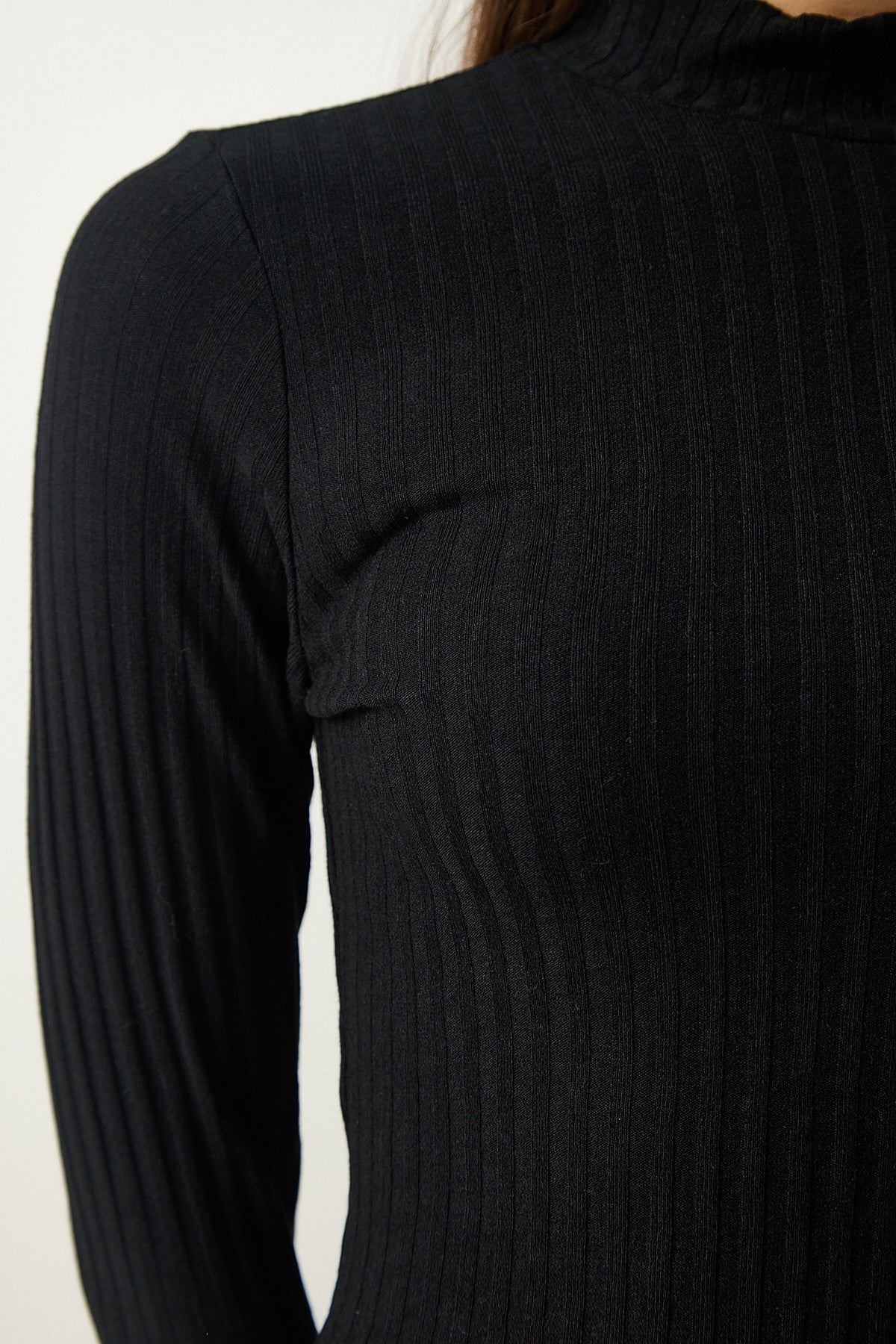 Siyah Balıkçı Yaka Fitilli Crop Örme Bluz AH00153
