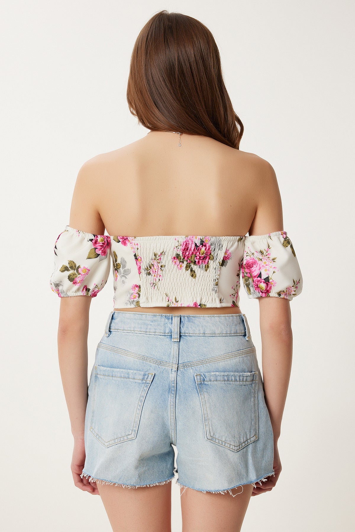 Krem Pembe Desenli Crop Viskon Bluz CR00510
