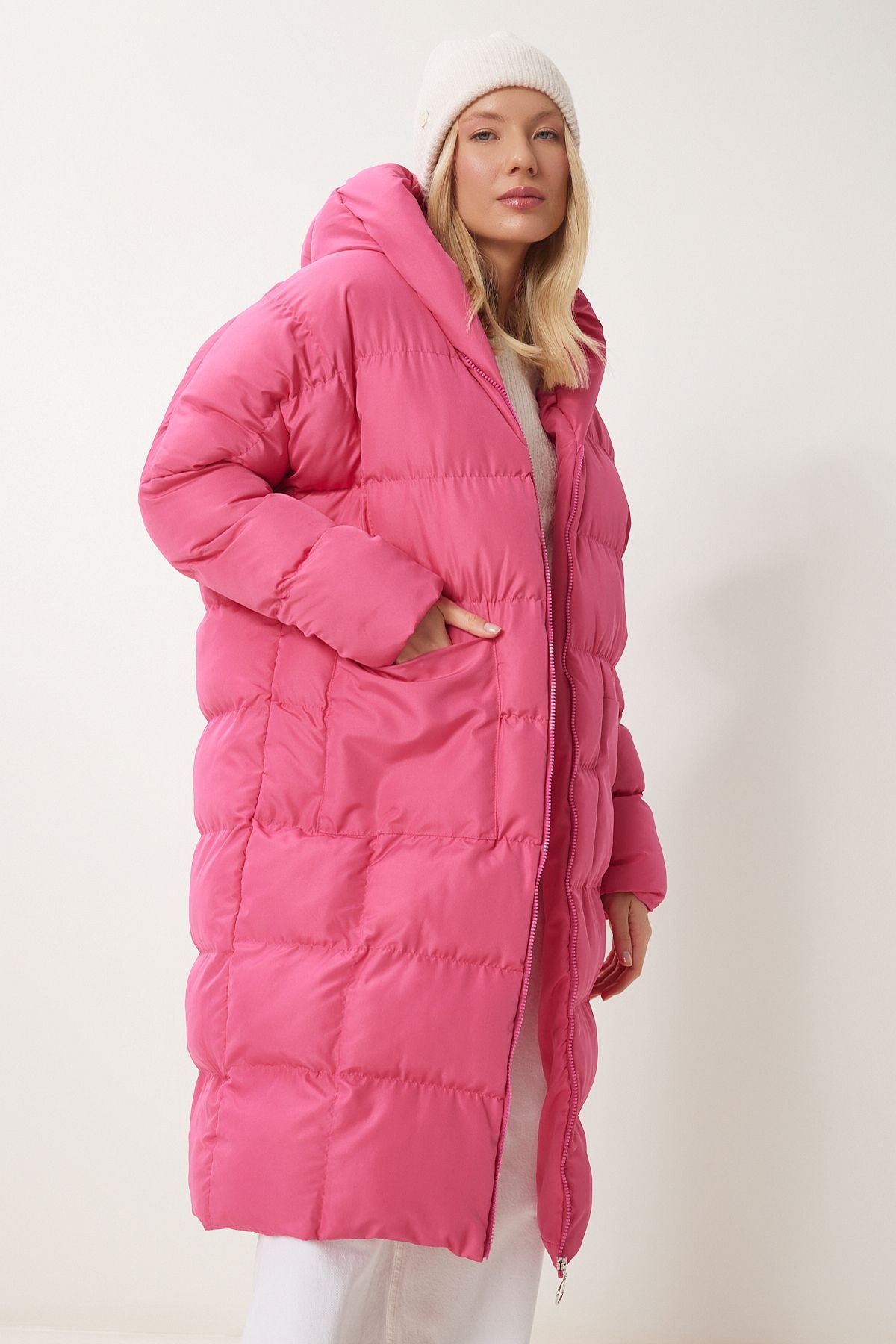Pembe Kapüşonlu Oversize Uzun Şişme Kaban NT00428