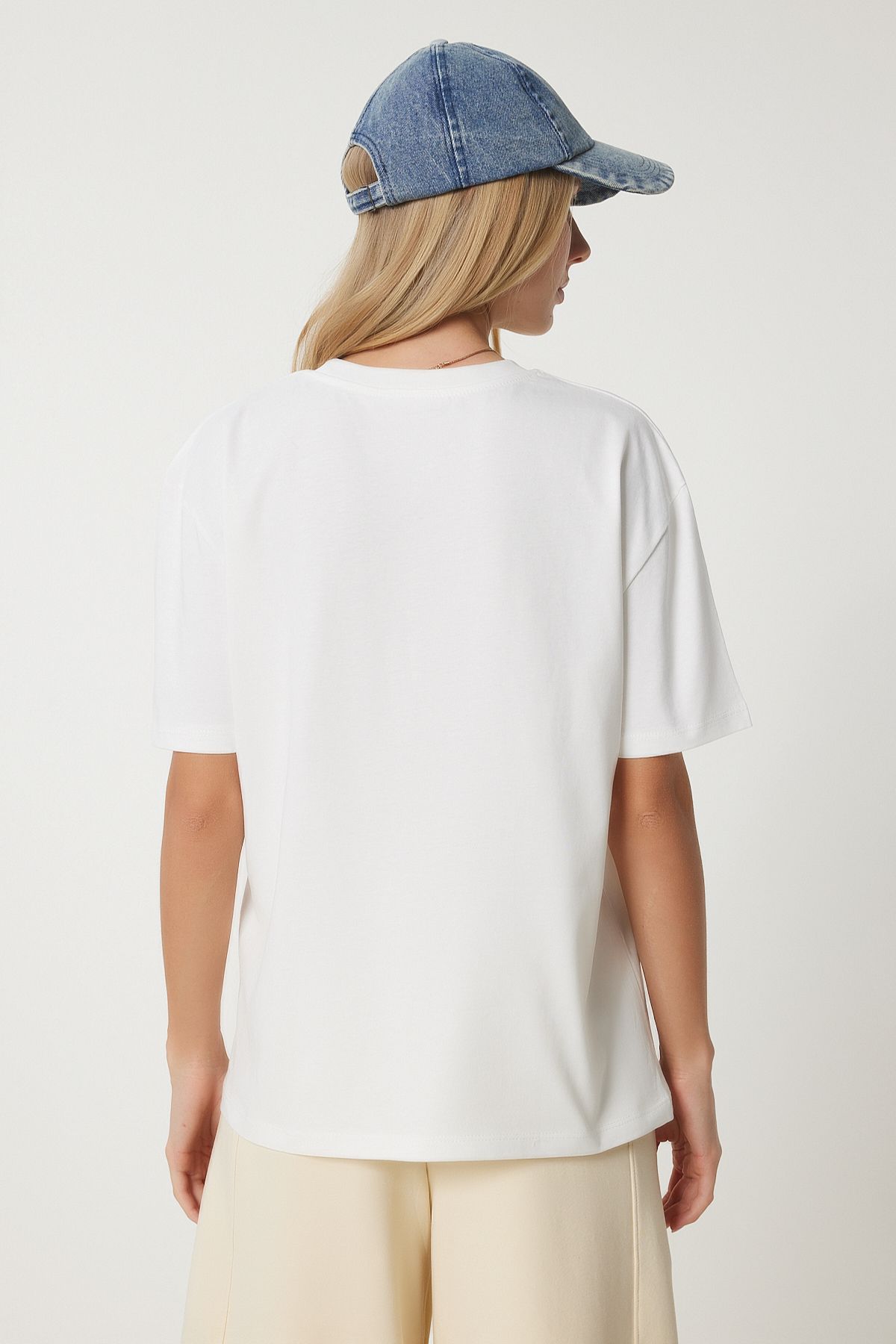 Ekru Armalı Pamuklu Örme T-shirt CR00465