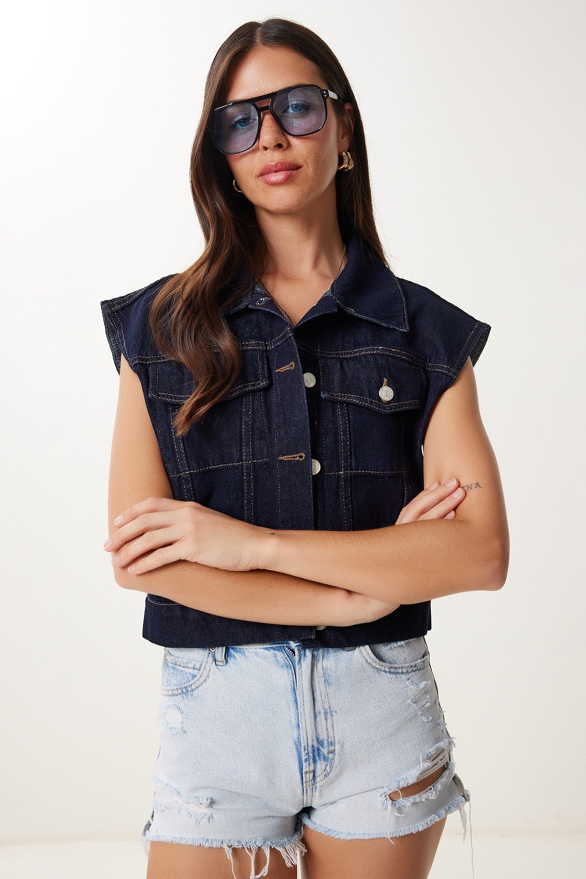Koyu Mavi Kapaklı Cepli Crop Denim Yelek RV00216