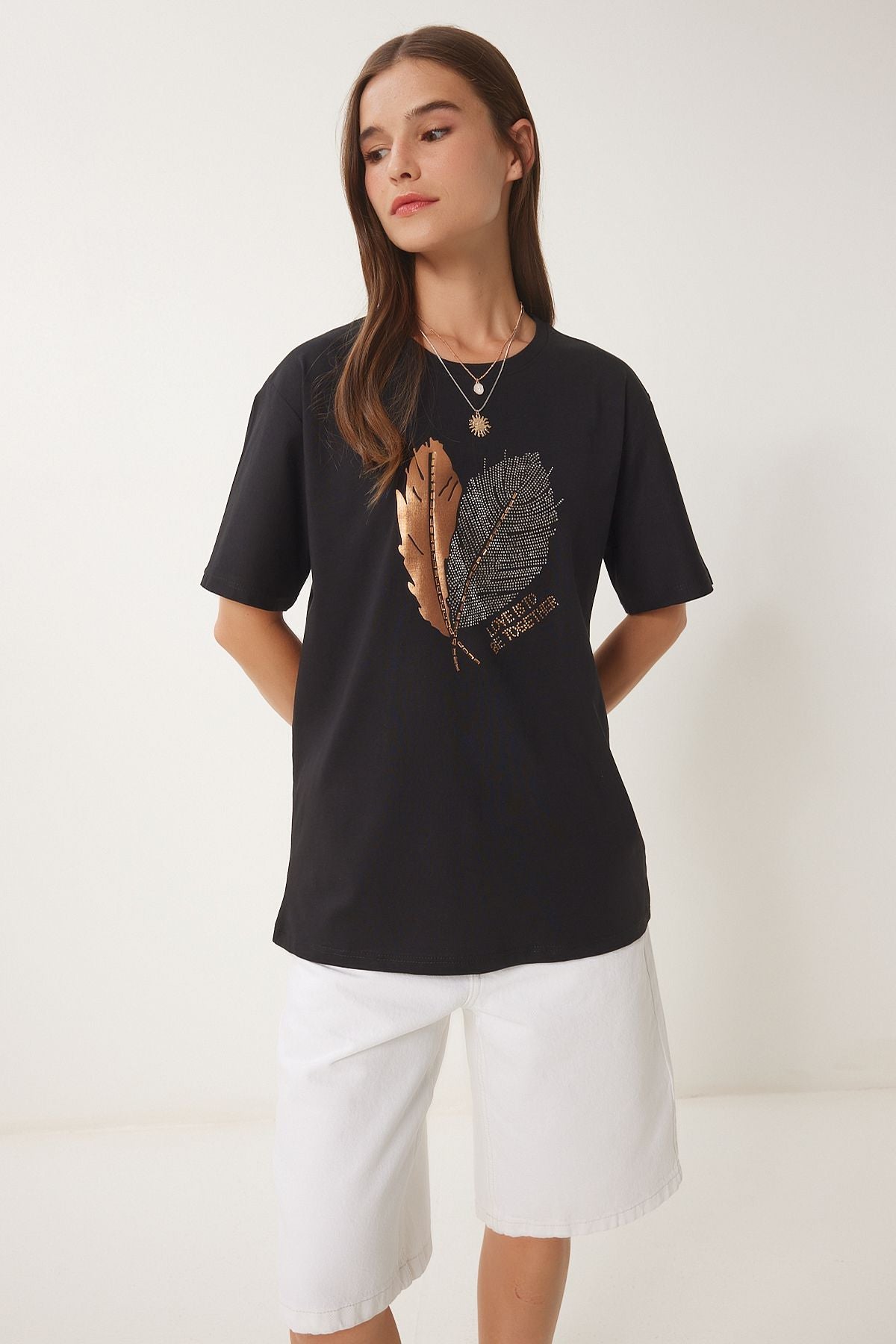 Siyah Taş Detaylı Baskılı Örme T-Shirt BW00004