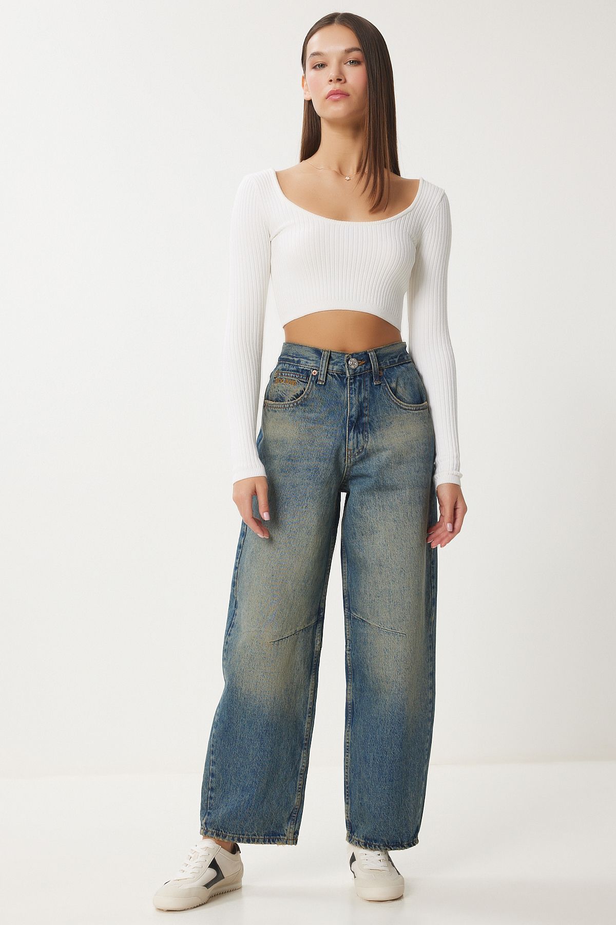 Mavi Yüksek Bel Soluk Efektli Baggy Jeans UT00027