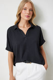 Siyah Polo Yaka Örme Krinkıl Bluz DD01299