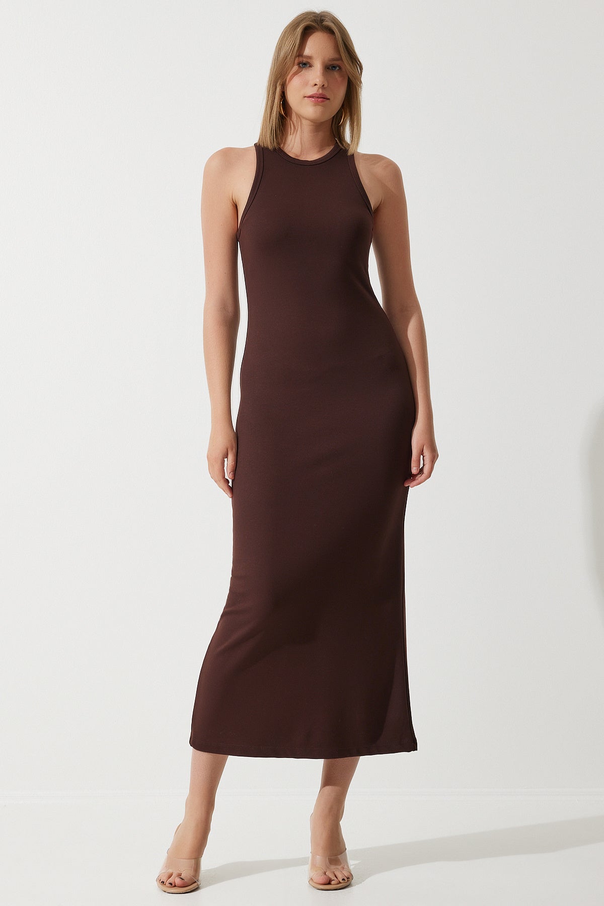 Kahverengi Halter Yaka Yazlık Çelik Örme Uzun Elbise BP00159