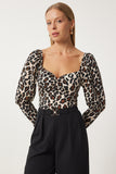 Bej Kahverengi Leopar Desenli Kalp Yaka Crop Örme Bluz FF00167